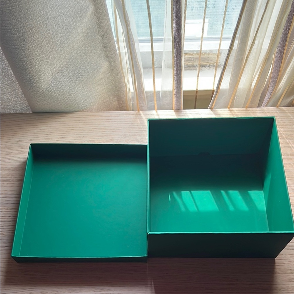 La Mer Empty Box/Gift Box - Picture 5 of 10